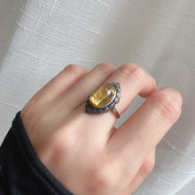 Load image into Gallery viewer, Cat-eye Plate-shaped Golded Rutilated Quartz Ring Handmade with 925 Sterling Silver
