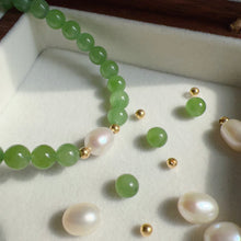 Load image into Gallery viewer, Handmade 6mm Green Nephrite Jade Beaded Bracelet with 18K Yellow Gold Bead and Freshwater Pearl
