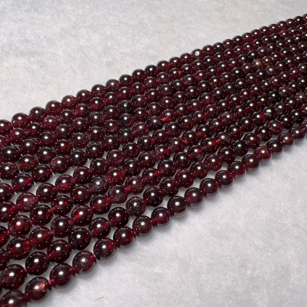 5.5mm Natural Almandine Red Garnet Round Bead Strands for DIY Jewelry Project